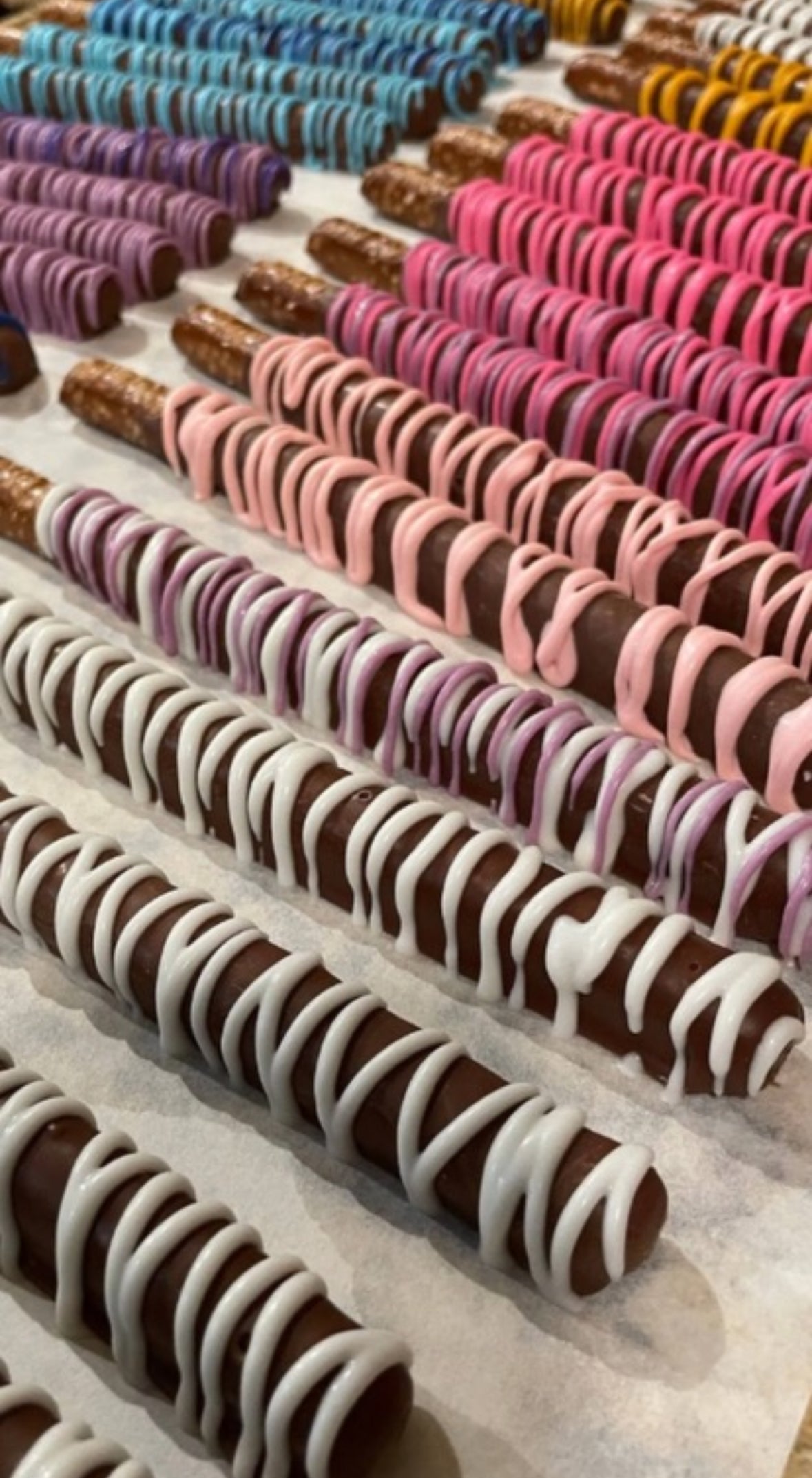 Pastel Chocolate Covered Pretzels